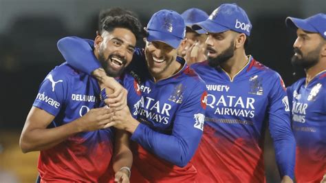 RCB vs GT Cricket Scorecard, 52nd Match at Bengaluru.